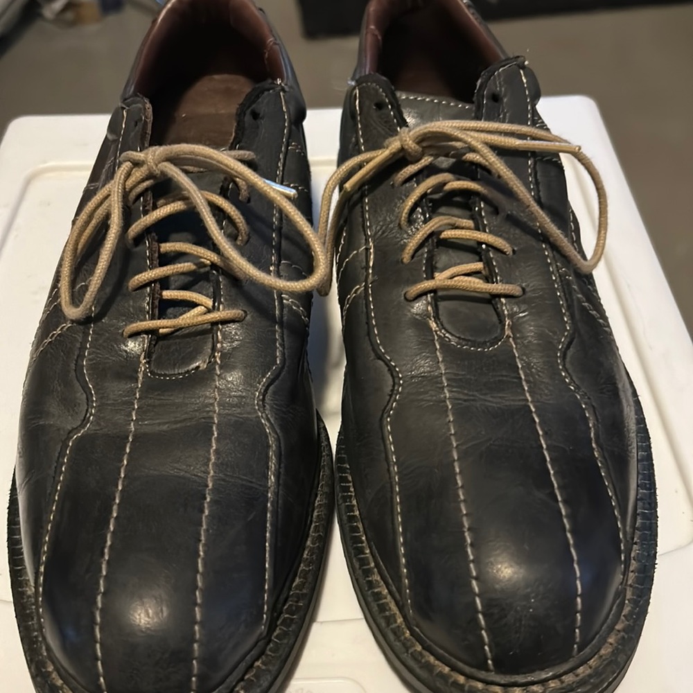Allen Edmonds Voyager Leather Oxford